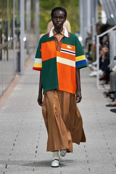 Look 2